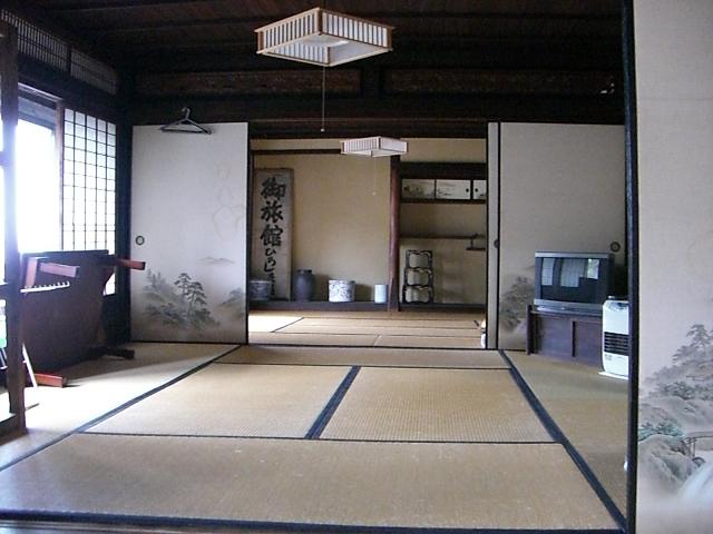 http://www.egao-school.net/report/kumamoto/images/kyusyuu%205%20tatami.JPG
